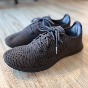 Allbirds Tree Runners (Men’s 10 charcoal)
